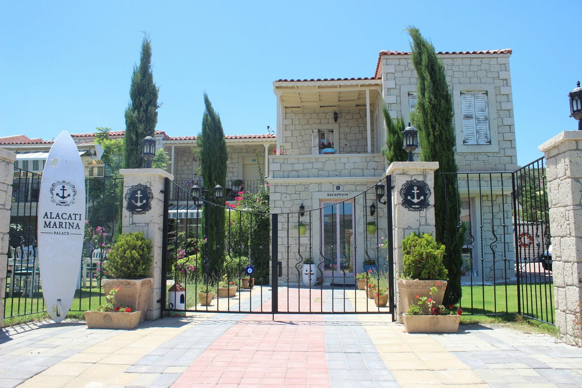 Alacati Marina Palace Exterior foto
